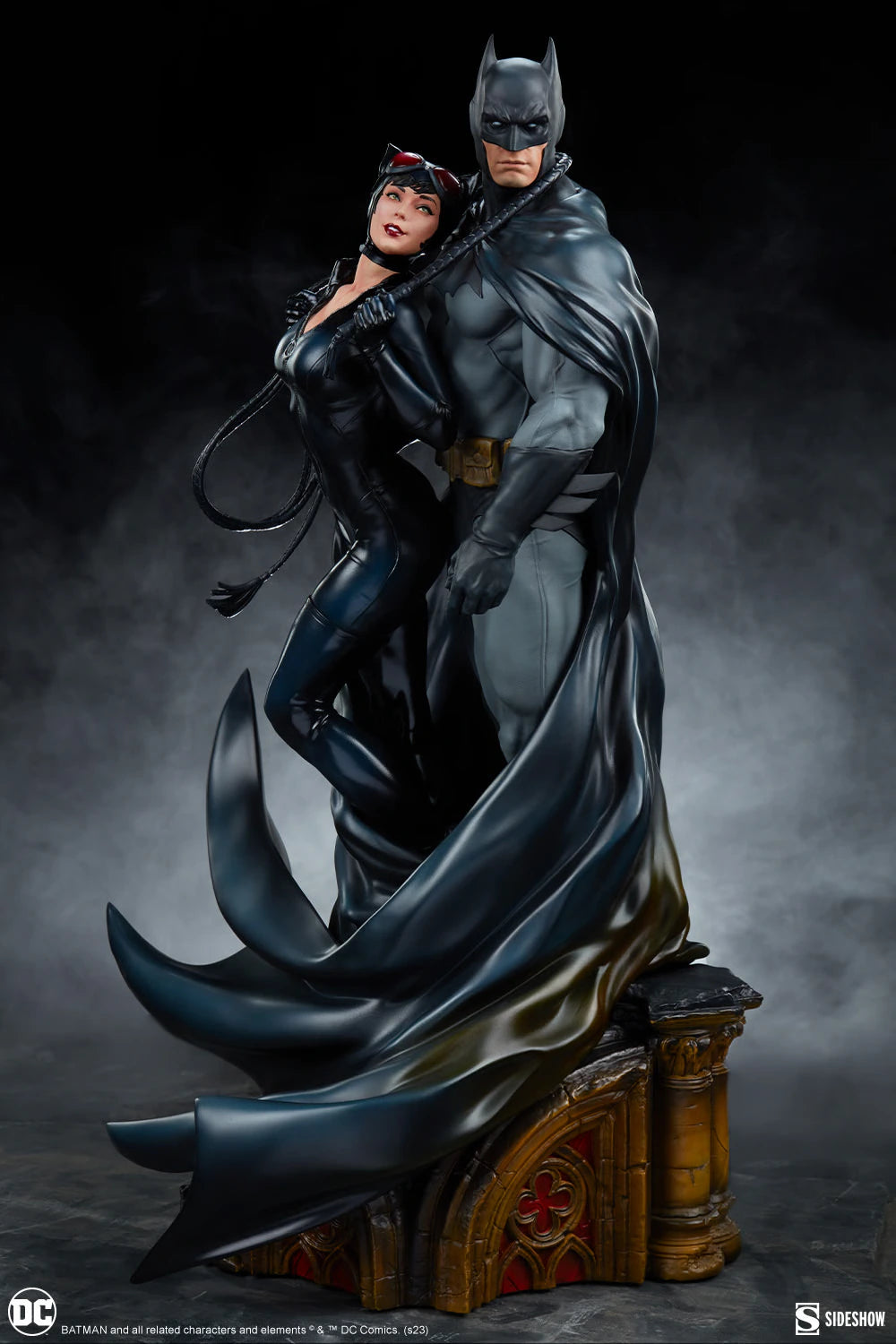 Batman and Catwoman – DC Comics Premium Polystone Statue Diorama by Sideshow - Prime 151 Collectibles