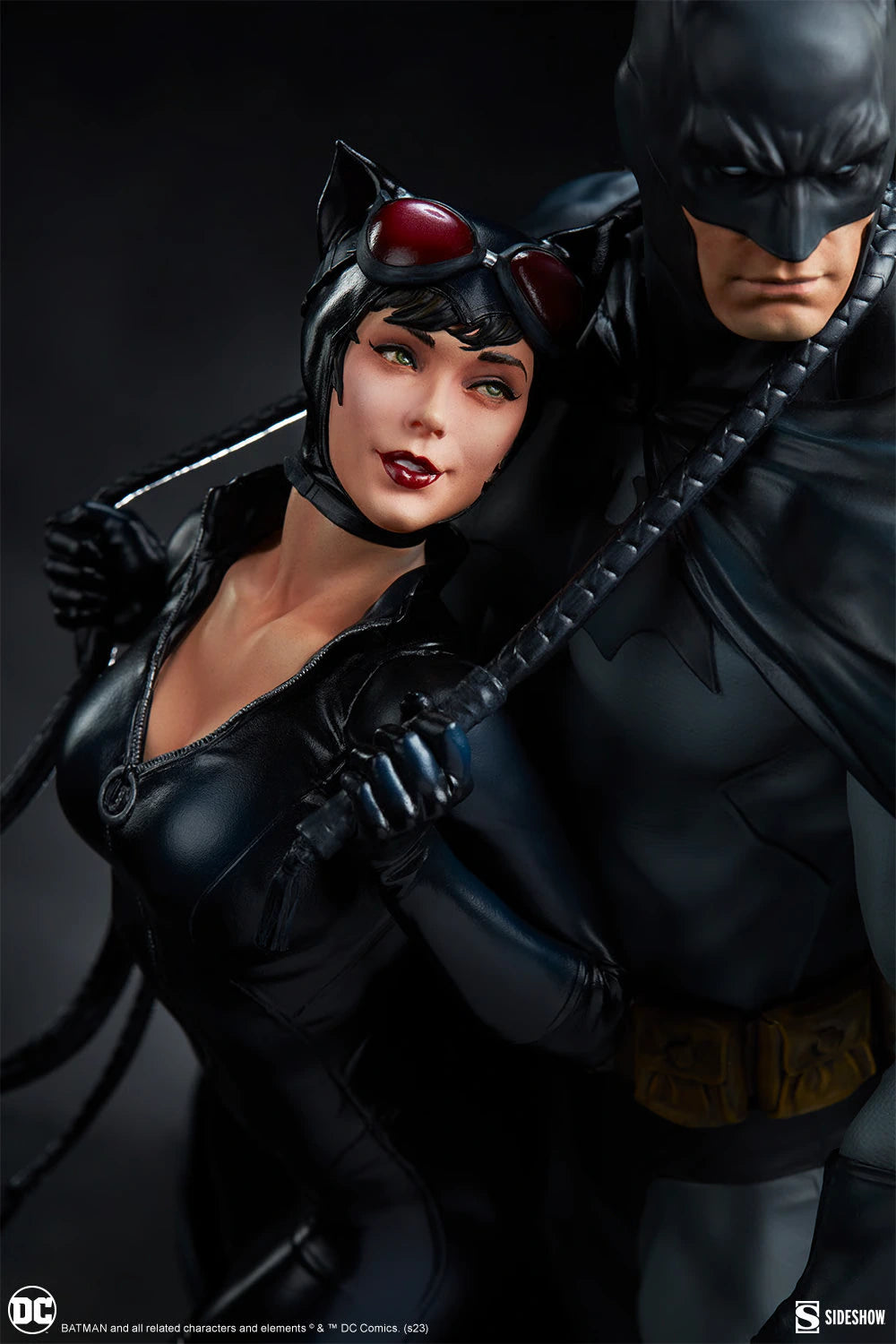 Batman and Catwoman – DC Comics Premium Polystone Statue Diorama by Sideshow - Prime 151 Collectibles