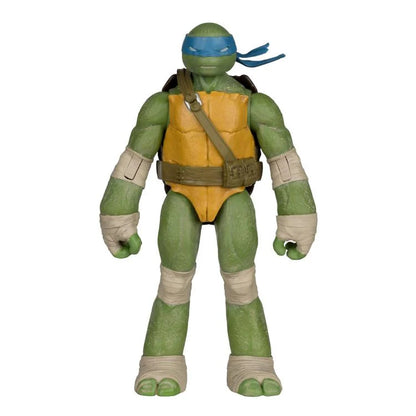 McFarlane TMNT Page Punchers Leonardo 5-Inch Figure with Comic