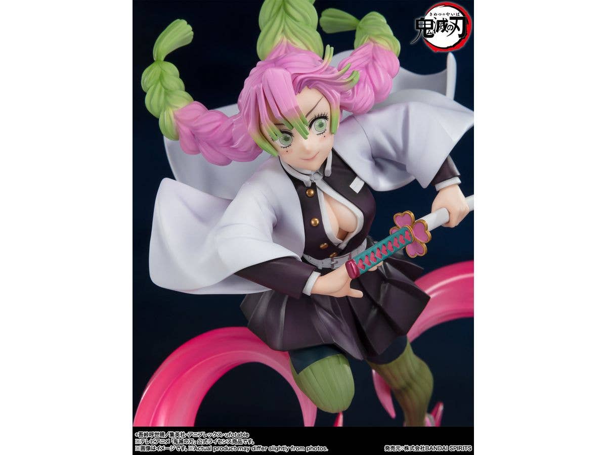 Bandai FiguartsZero Mitsuri Kanroji statue, rear view showing braided hair sculpt